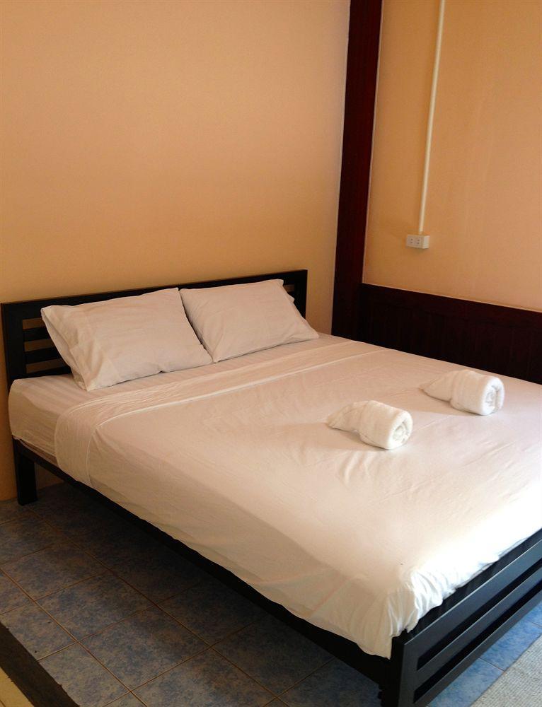Little Austria Tams Guesthouse Praia de Chaweng Exterior foto