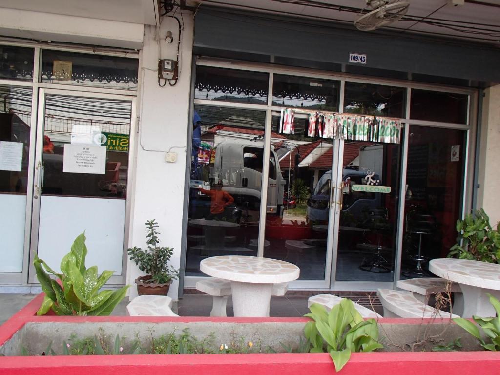 Little Austria Tams Guesthouse Praia de Chaweng Exterior foto