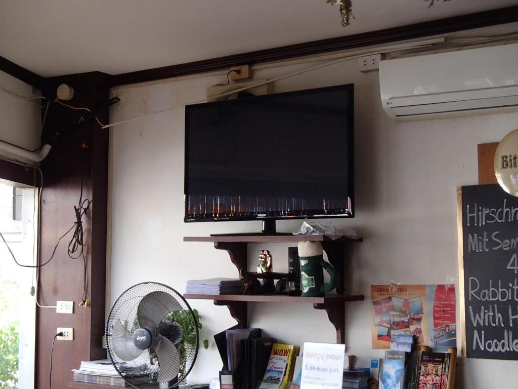 Little Austria Tams Guesthouse Praia de Chaweng Exterior foto