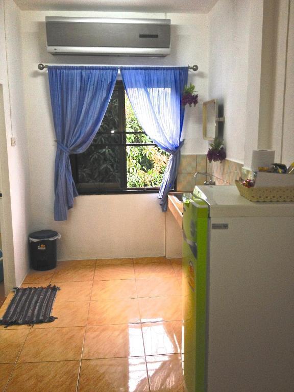 Little Austria Tams Guesthouse Praia de Chaweng Quarto foto