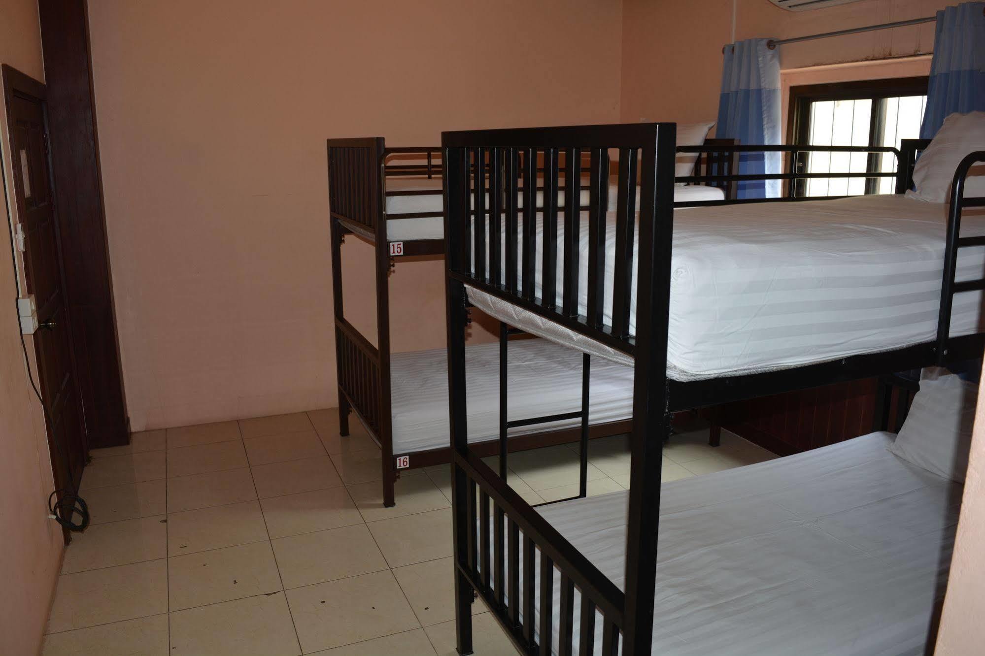 Little Austria Tams Guesthouse Praia de Chaweng Exterior foto