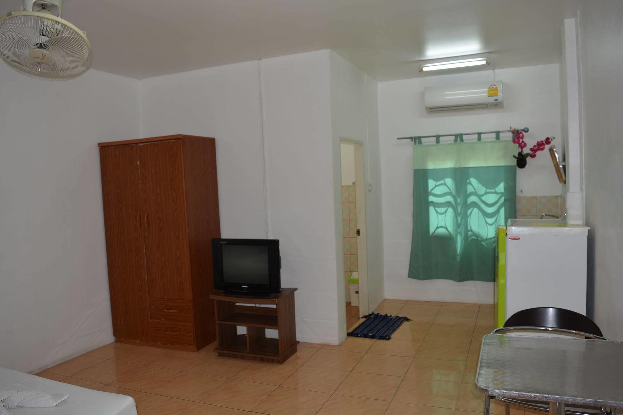 Little Austria Tams Guesthouse Praia de Chaweng Exterior foto