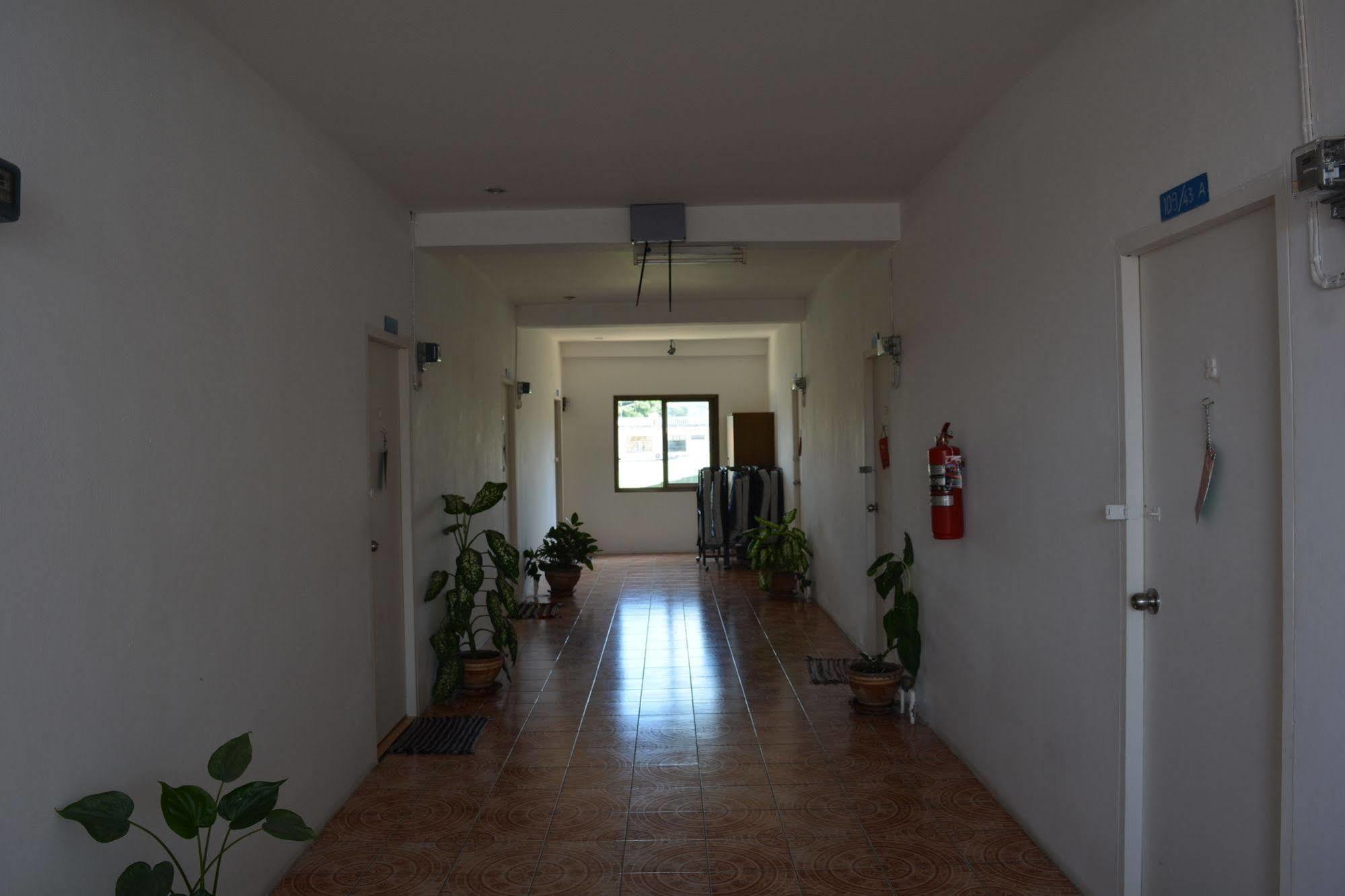 Little Austria Tams Guesthouse Praia de Chaweng Exterior foto